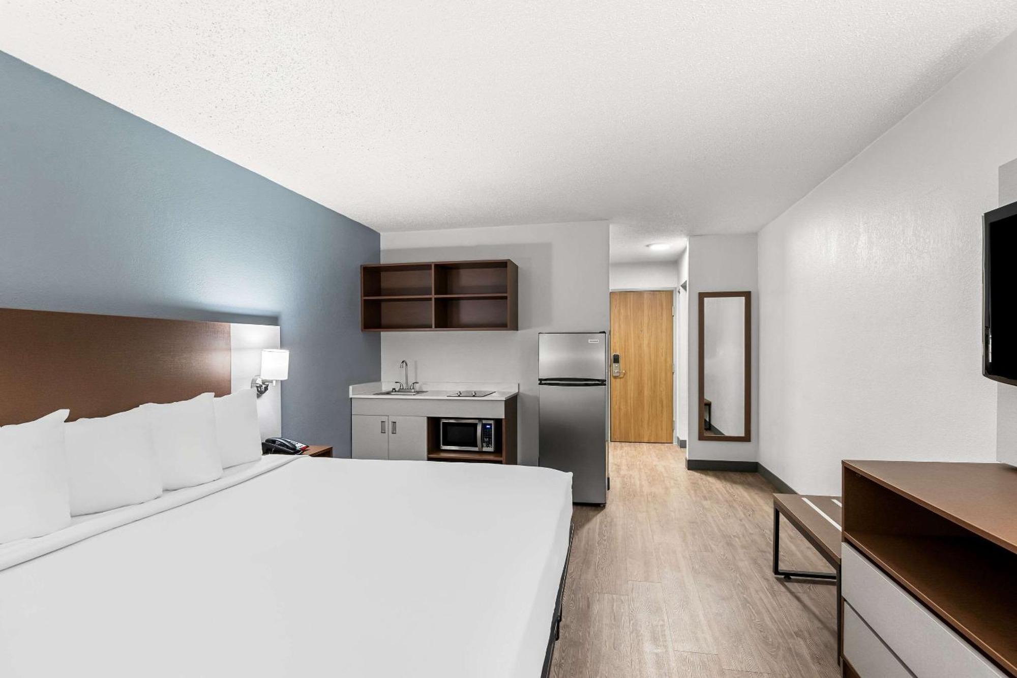 Suburban Studios Chester I-95 Ngoại thất bức ảnh